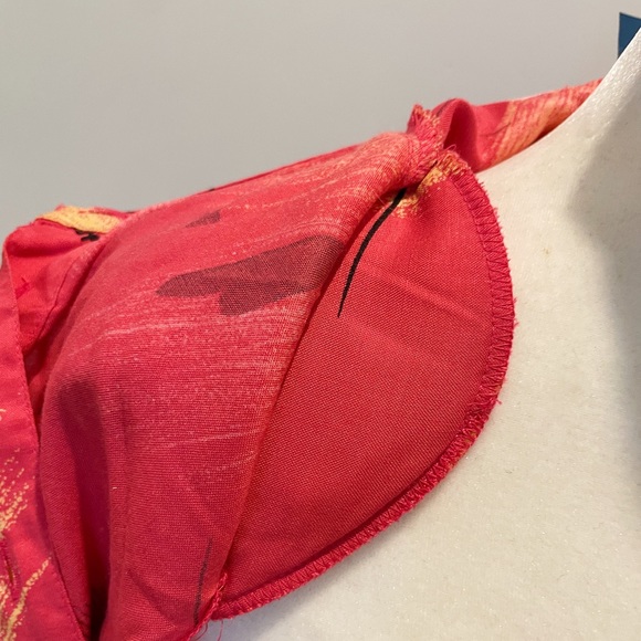 Deadstock/NWT Vintage 80 Ship’N Shore Pink Pop Art Button Down Shirt - Picture 6 of 9